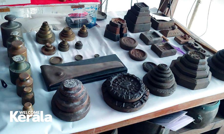 Weighing units,  a private collection collection of Mohammedkutty Karukantakathu Vakkayil 