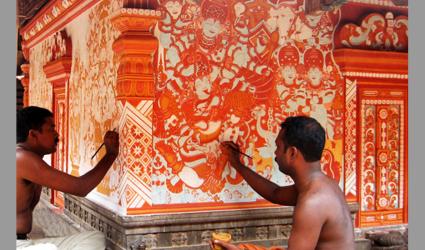 Artists at work- Asokan Cheruvathur and P Naveenkumar at Purameri temple