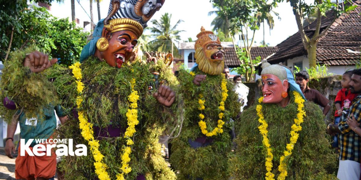 Kummattykkali at Thrissur